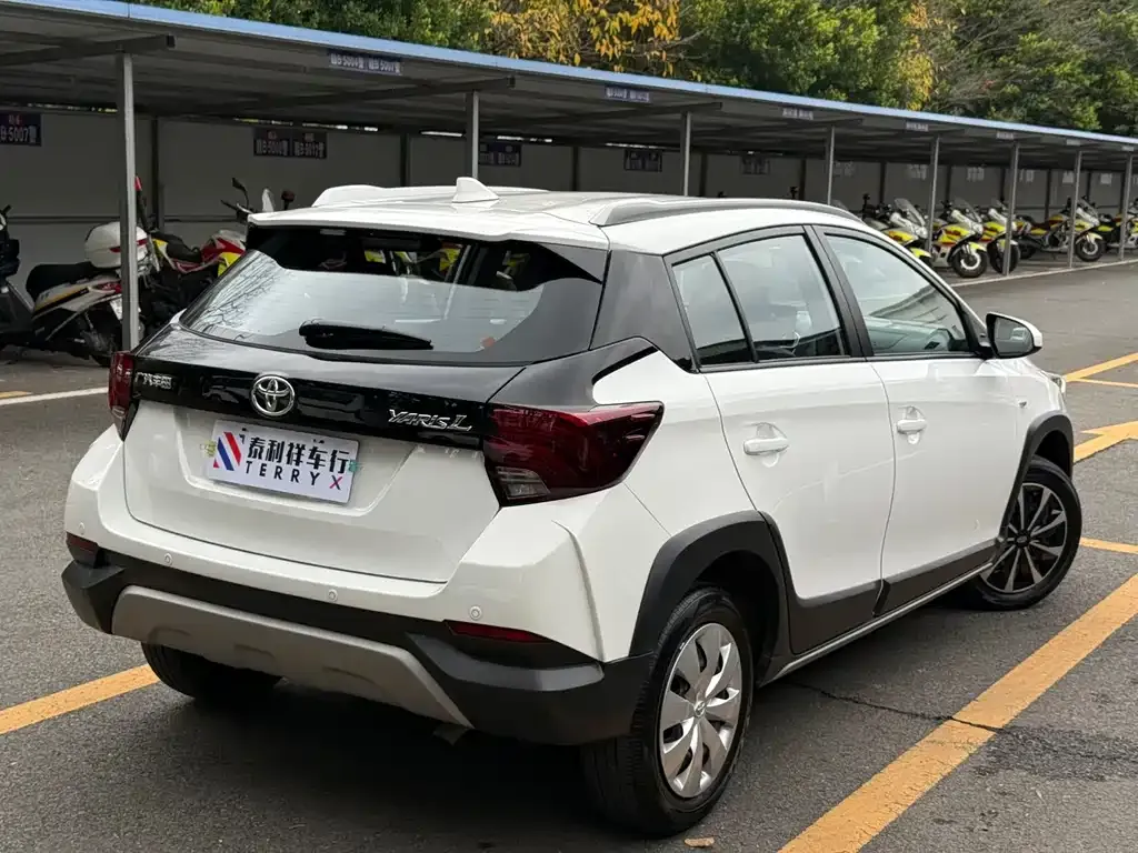 Toyota Yaris L 2022 из CN, фото 8