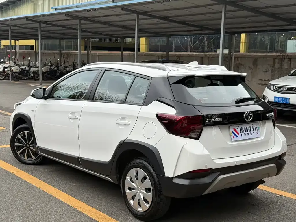 Toyota Yaris L 2022 из CN, фото 5