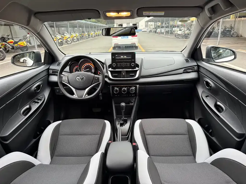 Toyota Yaris L 2022 из CN, фото 9