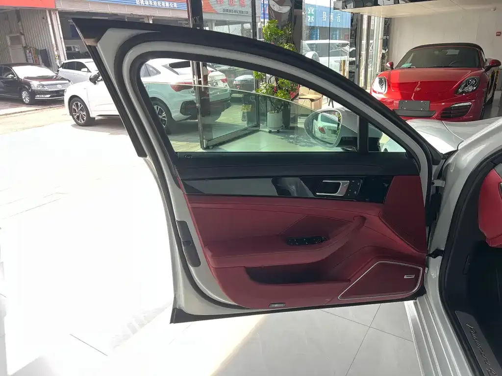 Porsche Panamera 2022 из CN, фото 2