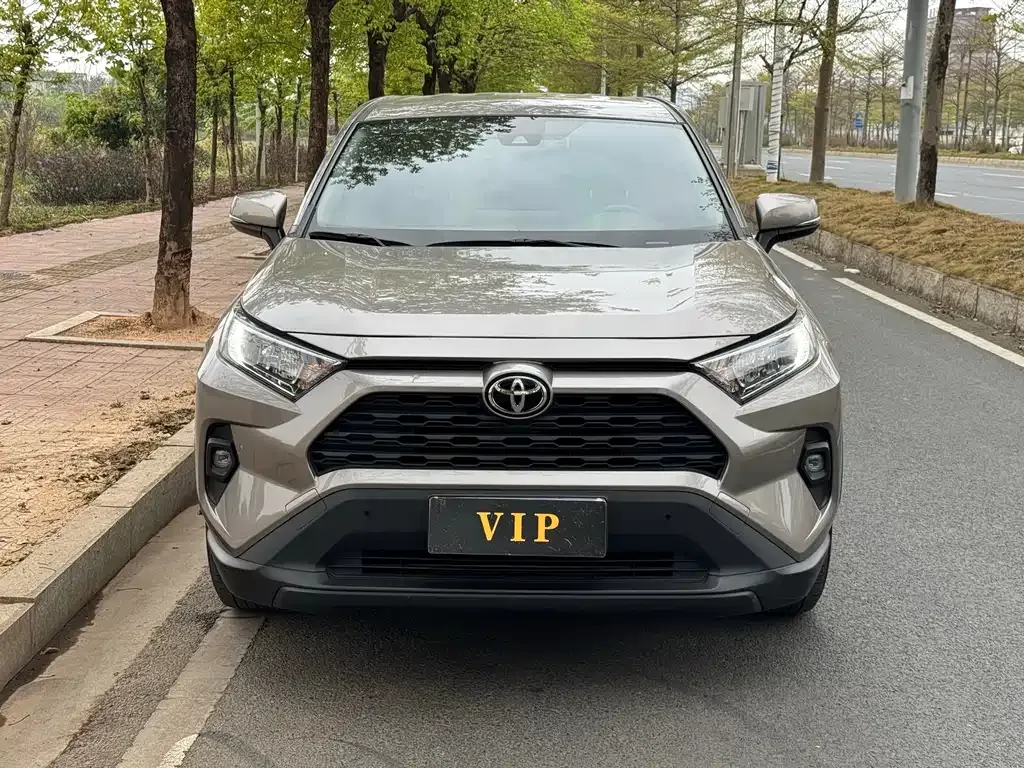 Toyota RAV4 2024 из CN, фото 10
