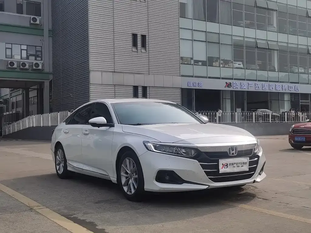 Honda Accord — фото 2