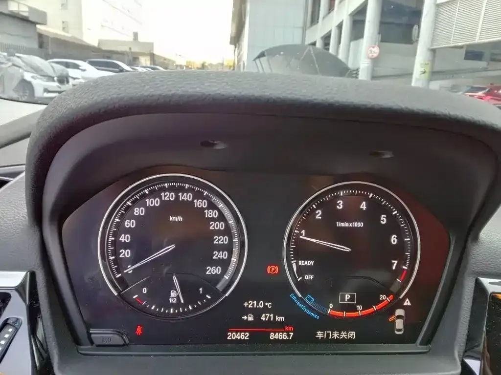BMW 1 Series 2023 из CN, фото 2