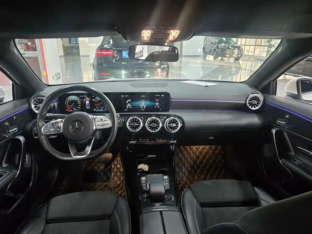 Mercedes-Benz A-Class 2022 из CN, фото 10