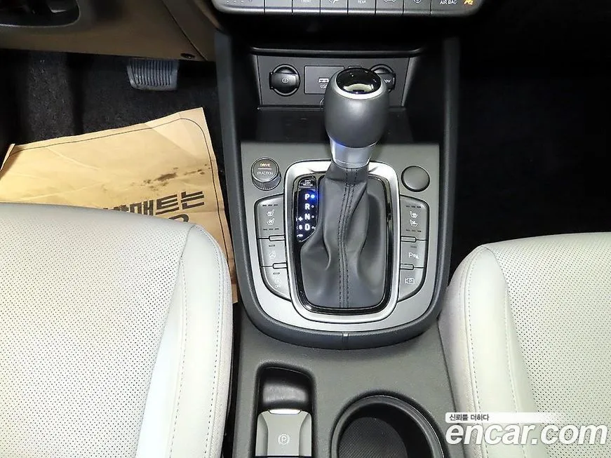 Hyundai Kona 2021 из KR, фото 4