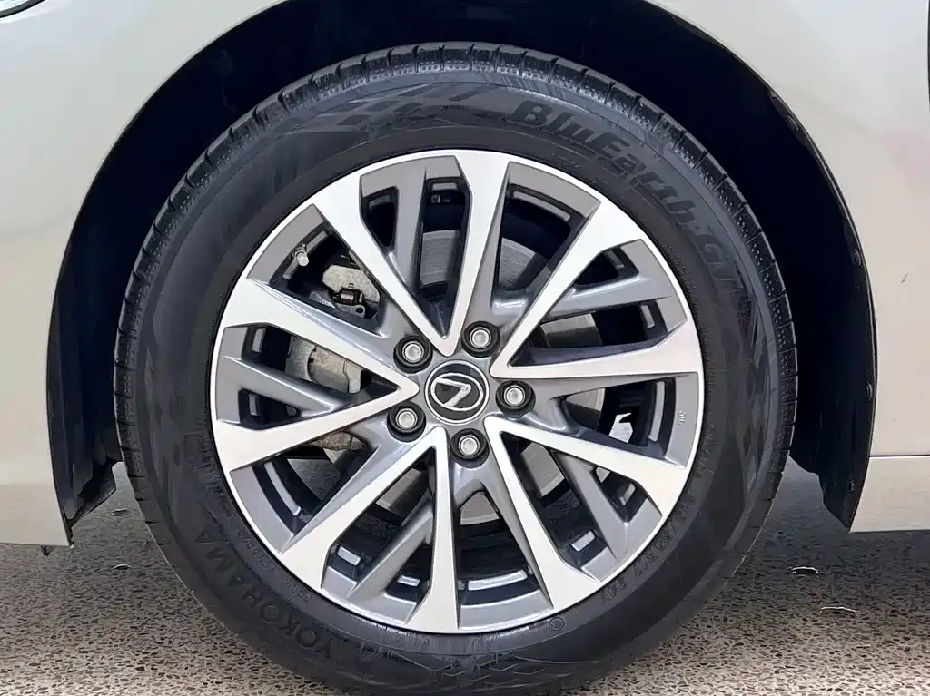 Lexus ES 2024 из CN, фото 9