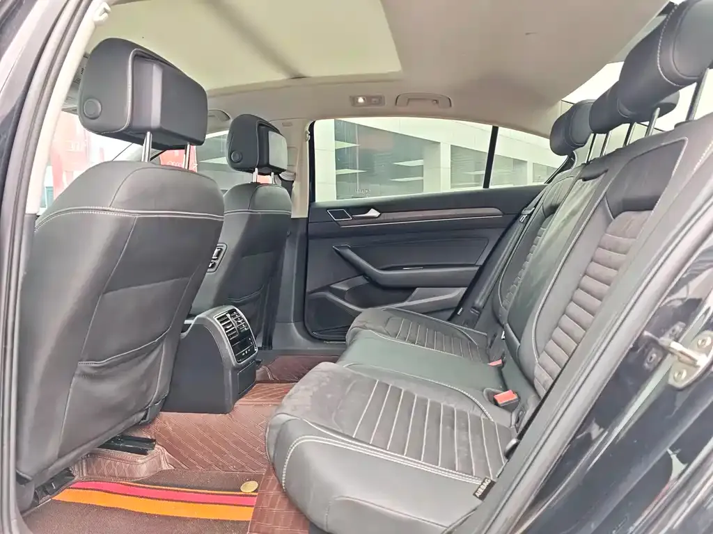 Volkswagen Magotan 2022 из CN, фото 7