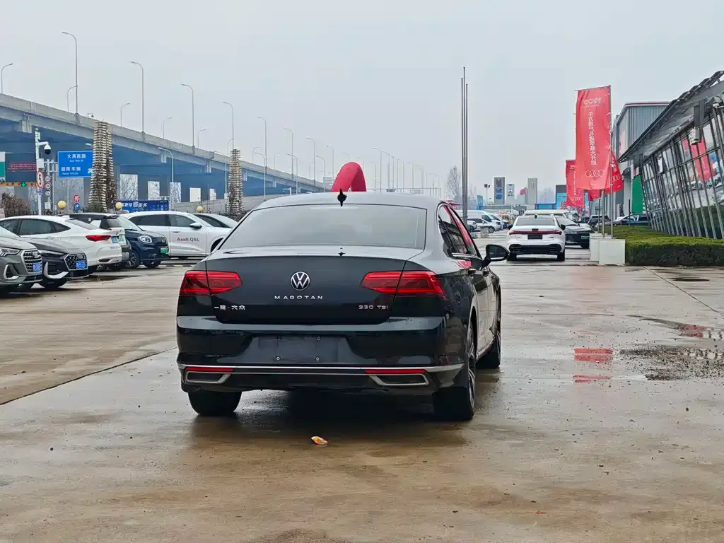 Volkswagen Magotan 2022 из CN, фото 8