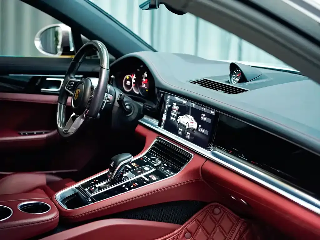 Porsche Panamera — фото 10