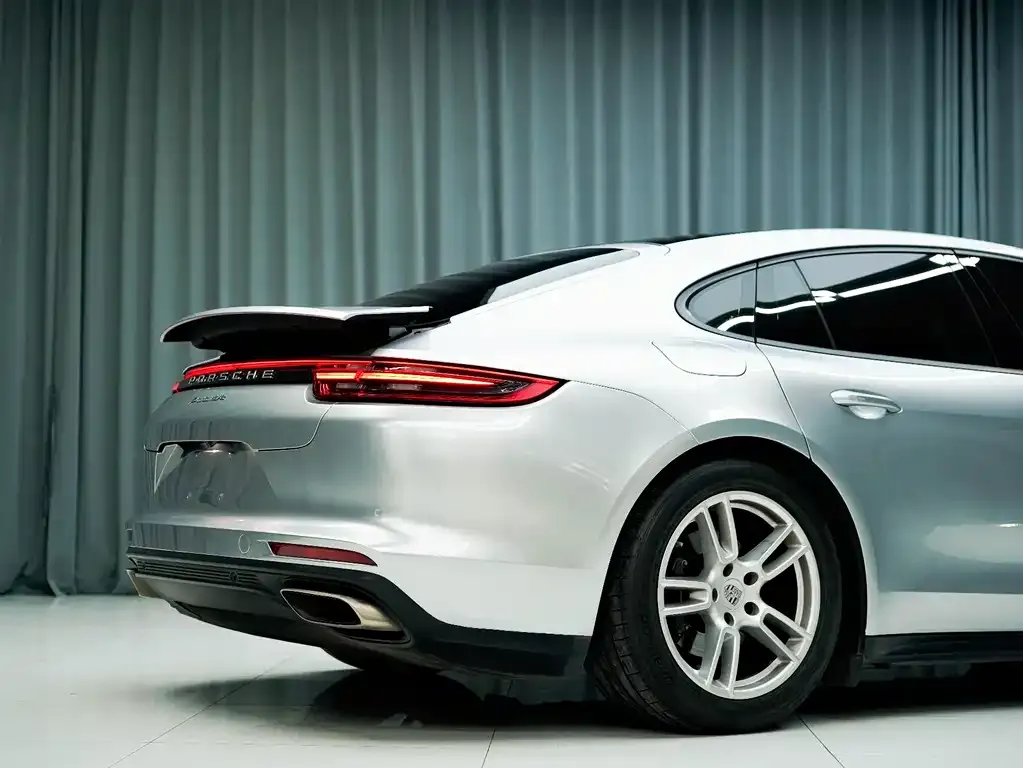 Porsche Panamera — фото 2