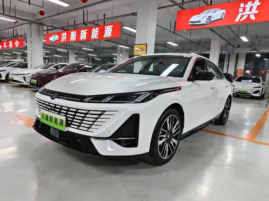 Changan Eado — фото 1