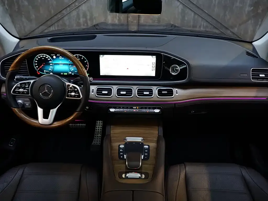 Mercedes-Benz GLS — фото 5