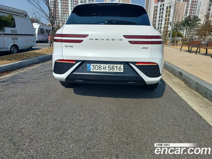 Genesis GV70 2021 из KR, фото 2