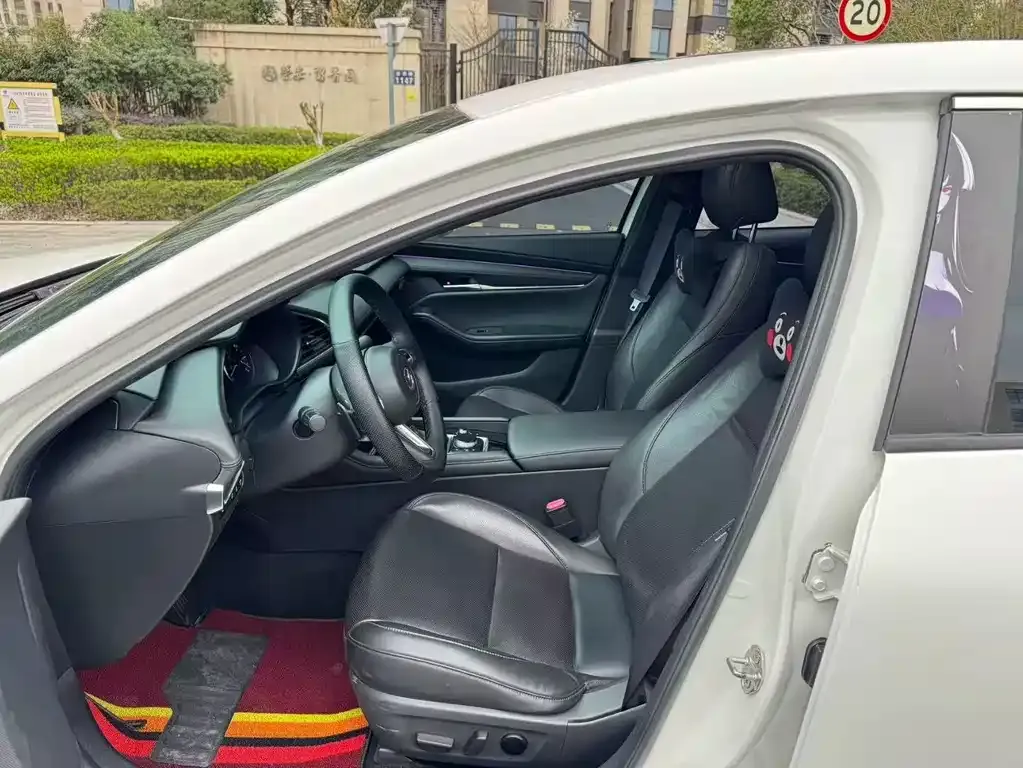 Mazda 3 Axela 2021 из CN, фото 5