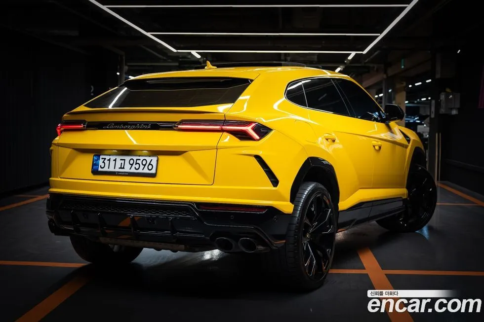 Lamborghini Urus 2022 из KR, фото 6