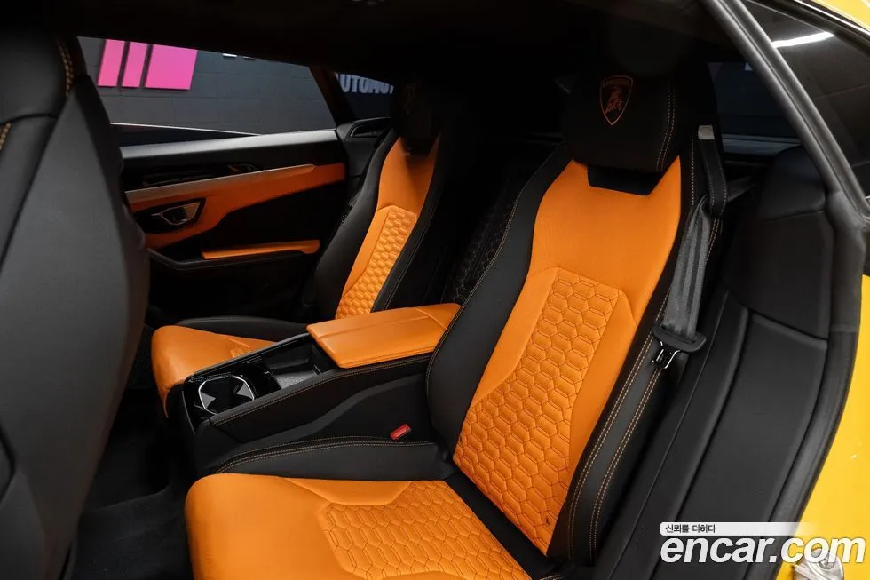 Lamborghini Urus 2022 из KR, фото 3