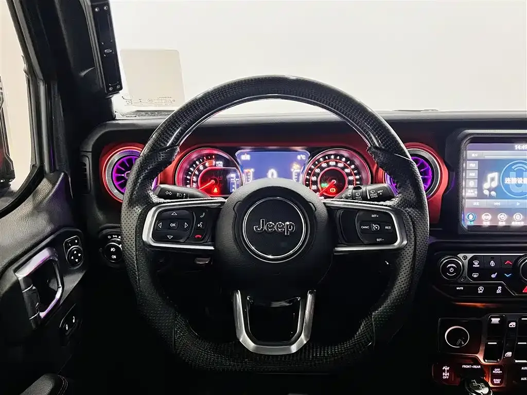 Jeep Wrangler — фото 2