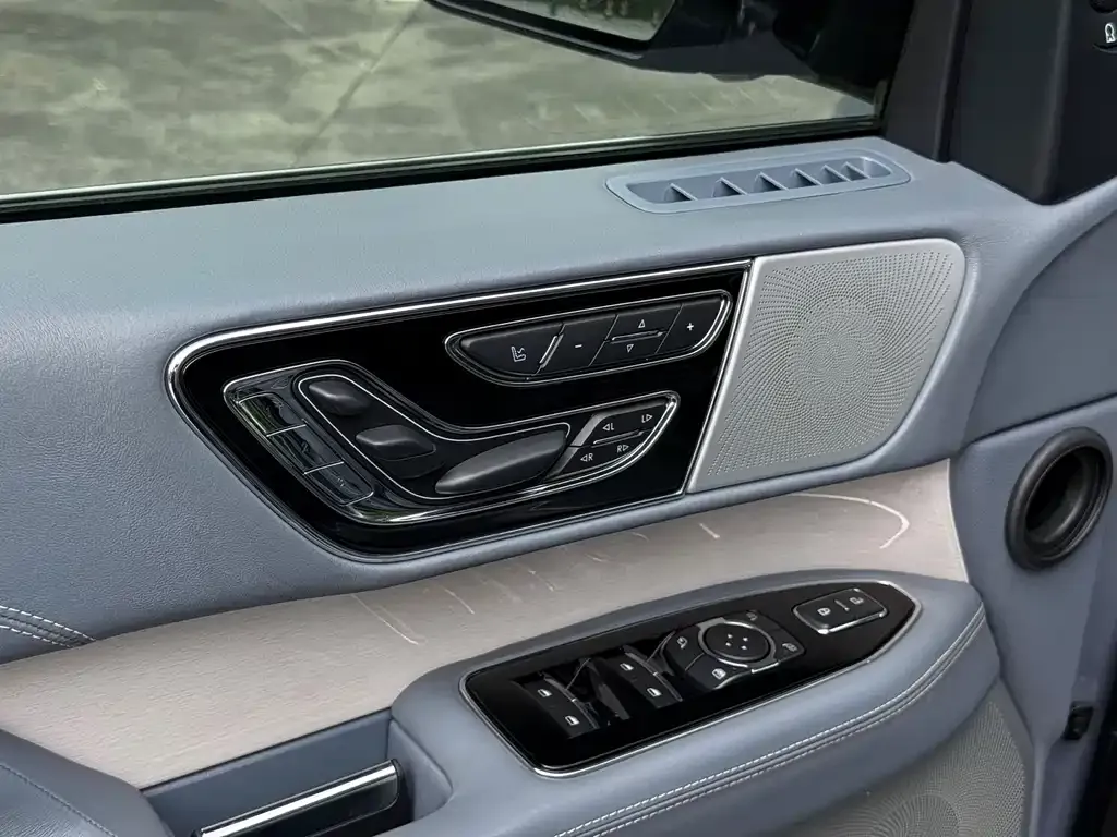 Lincoln Navigator — фото 4