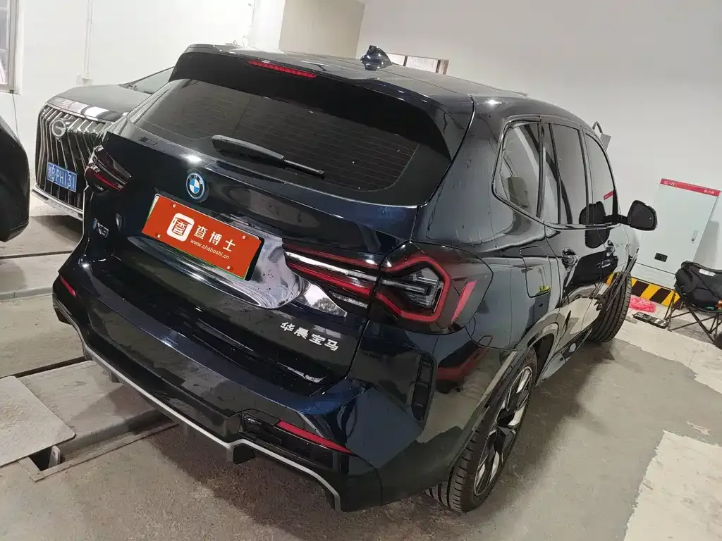 BMW iX3 2023 из CN, фото 8