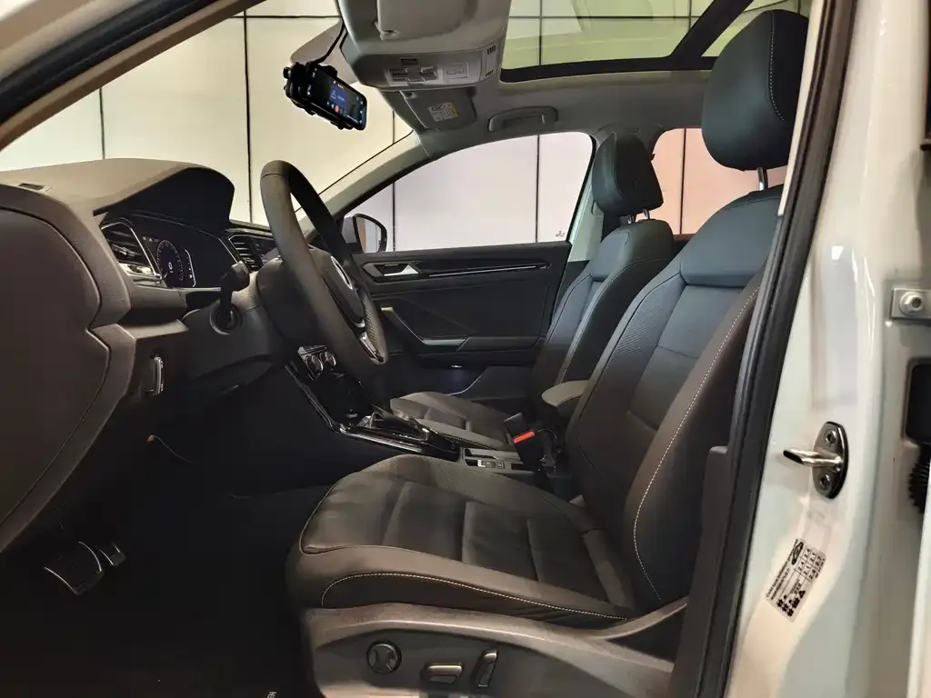Volkswagen T-Roc 2021 из CN, фото 8