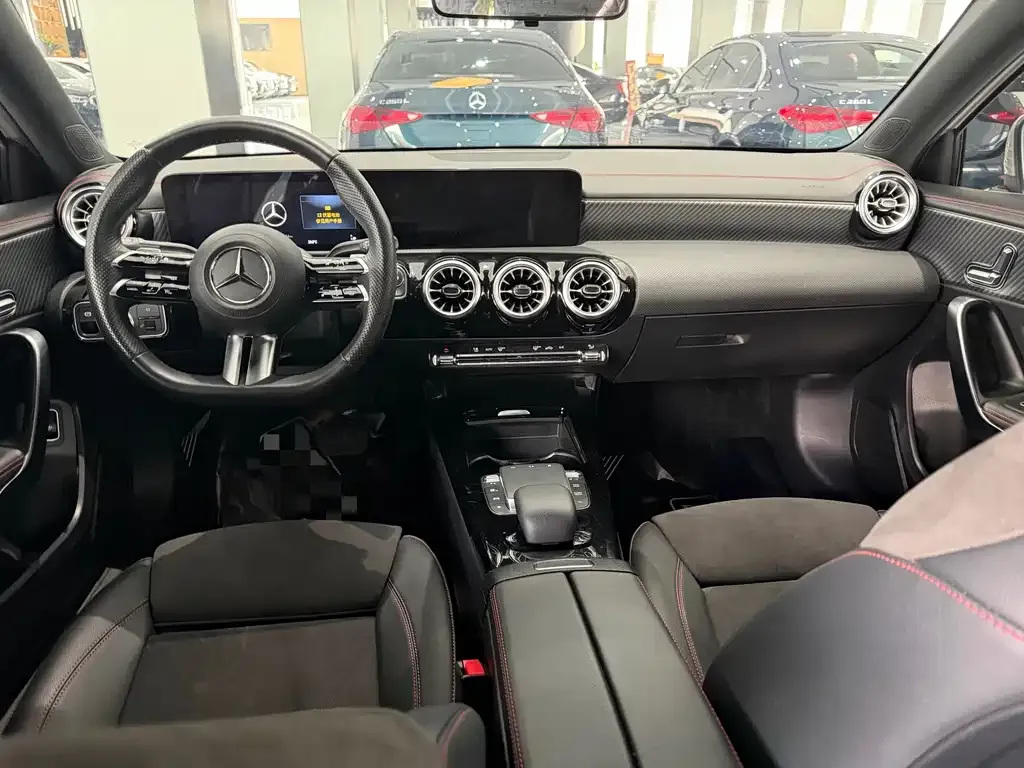 Mercedes-Benz A-Class 2023 из CN, фото 9