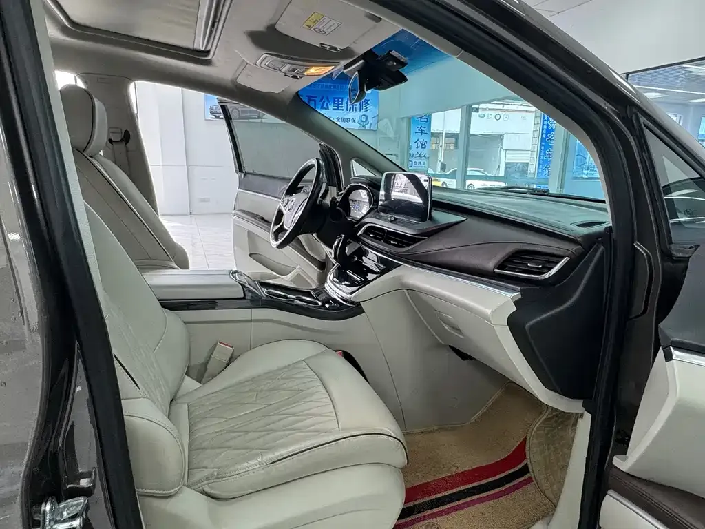 Buick GL8 2022 из CN, фото 7
