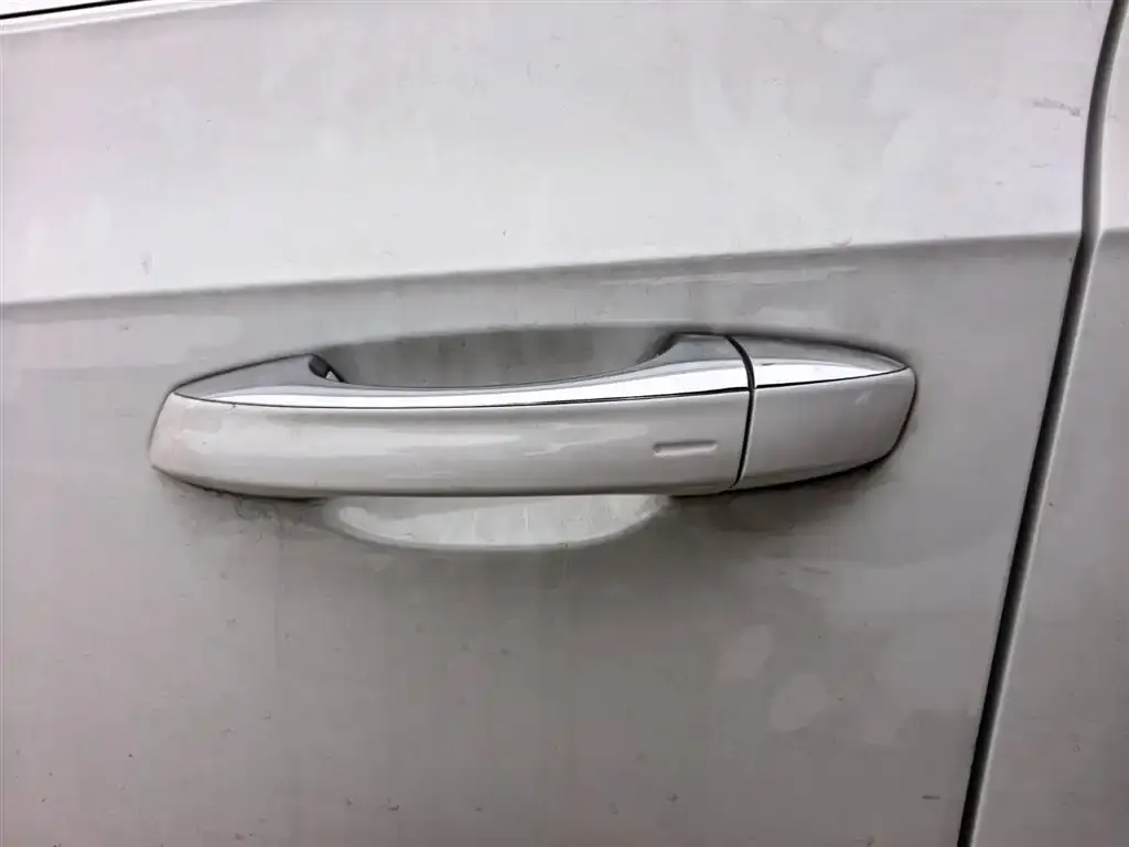 Volkswagen CC 2023 из CN, фото 2