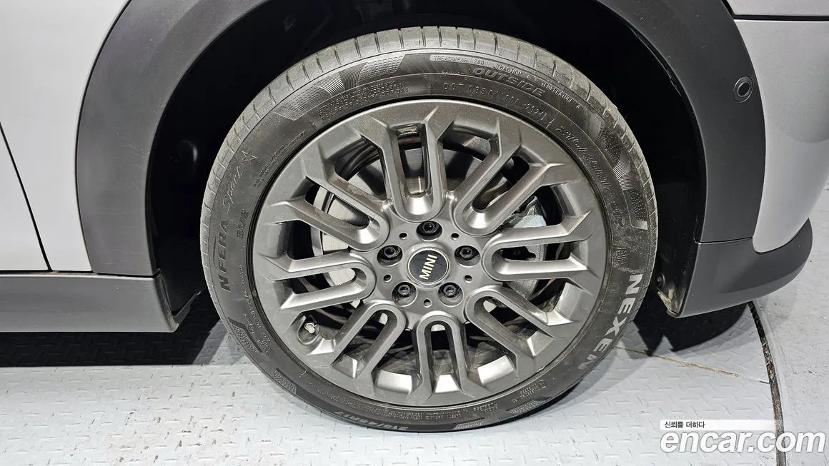 Mini Cooper 2025 из KR, фото 10