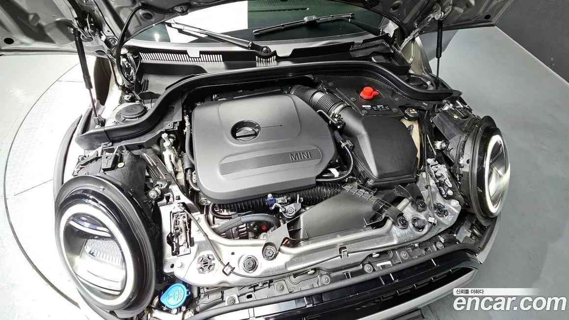 Mini Cooper 2025 из KR, фото 2