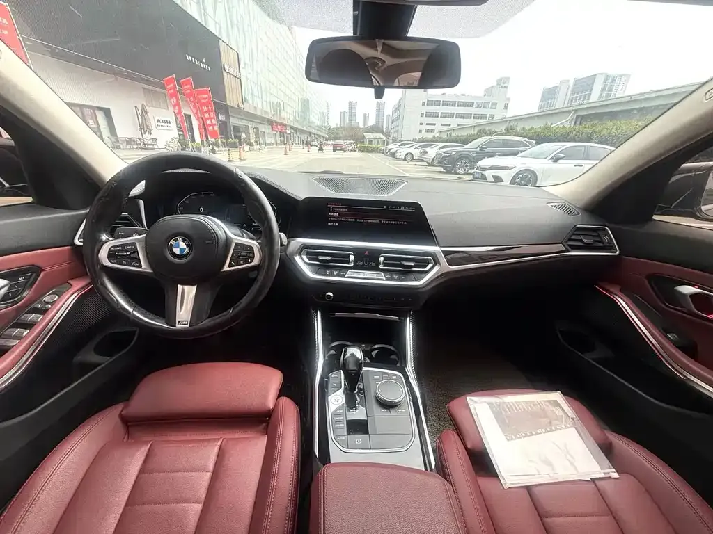 BMW 3 Series 2022 из CN, фото 8