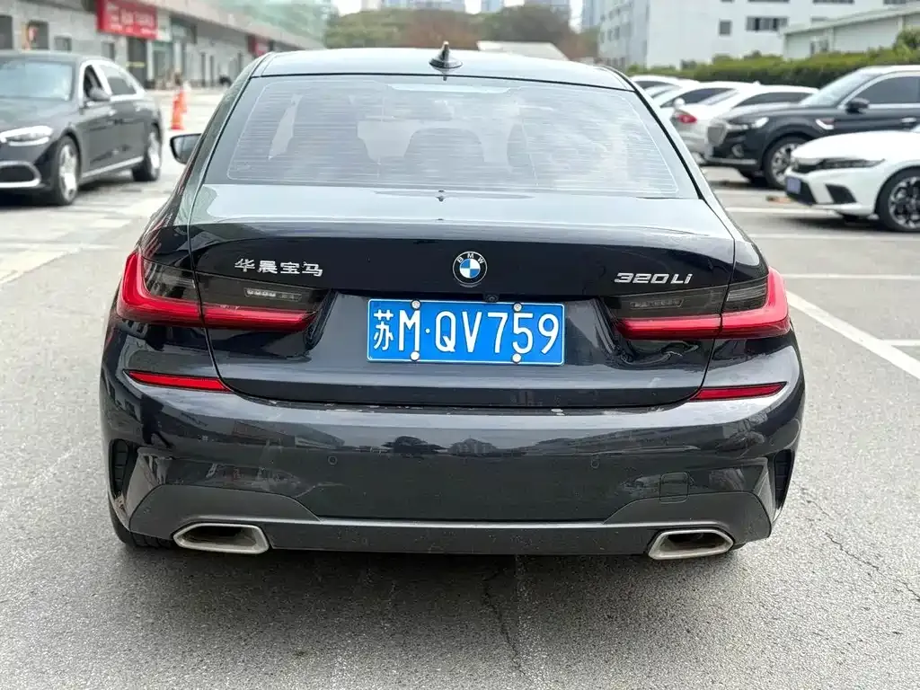 BMW 3 Series 2022 из CN, фото 6