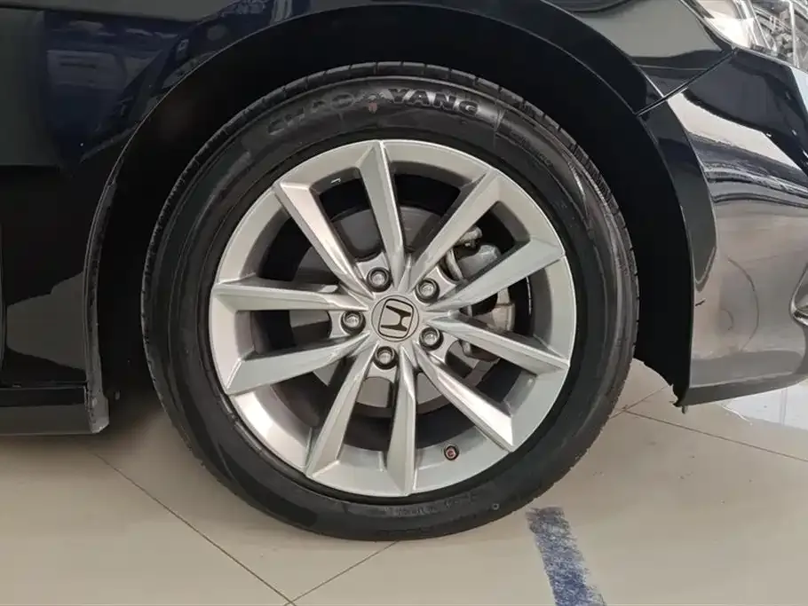 Honda Accord — фото 2