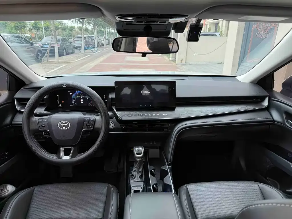 Toyota Camry 2025 из CN, фото 9
