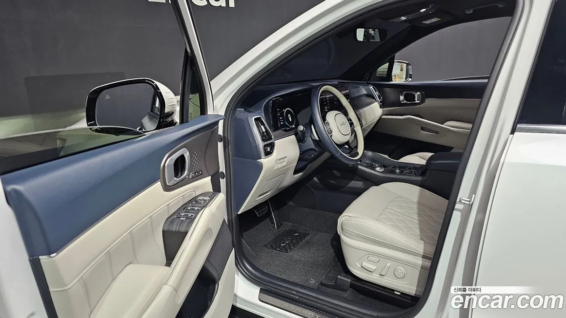 Kia Sorento — фото 5