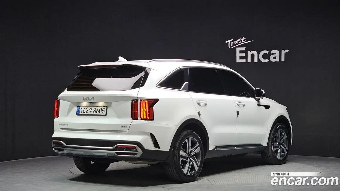 Kia Sorento — фото 10