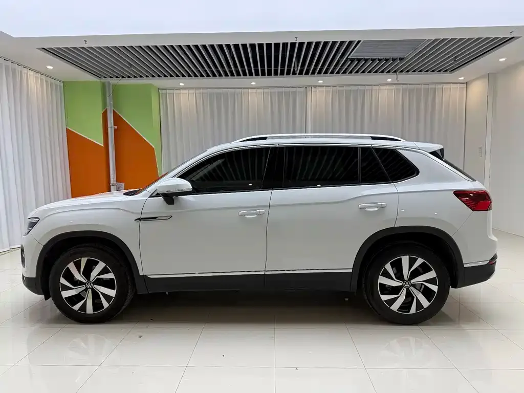 Volkswagen Tayron 2022 из CN, фото 4