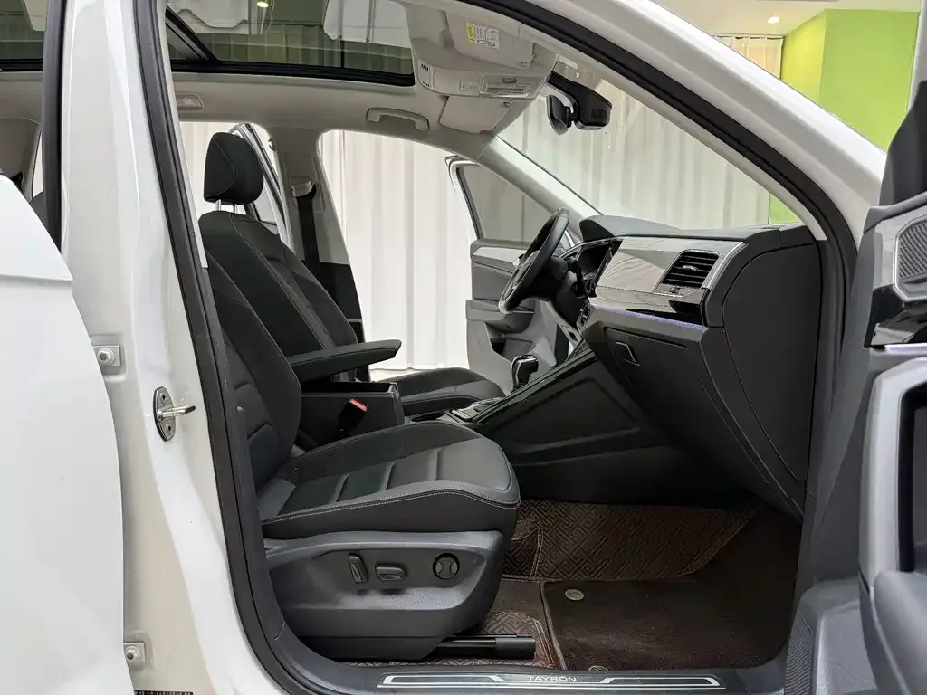 Volkswagen Tayron 2022 из CN, фото 7