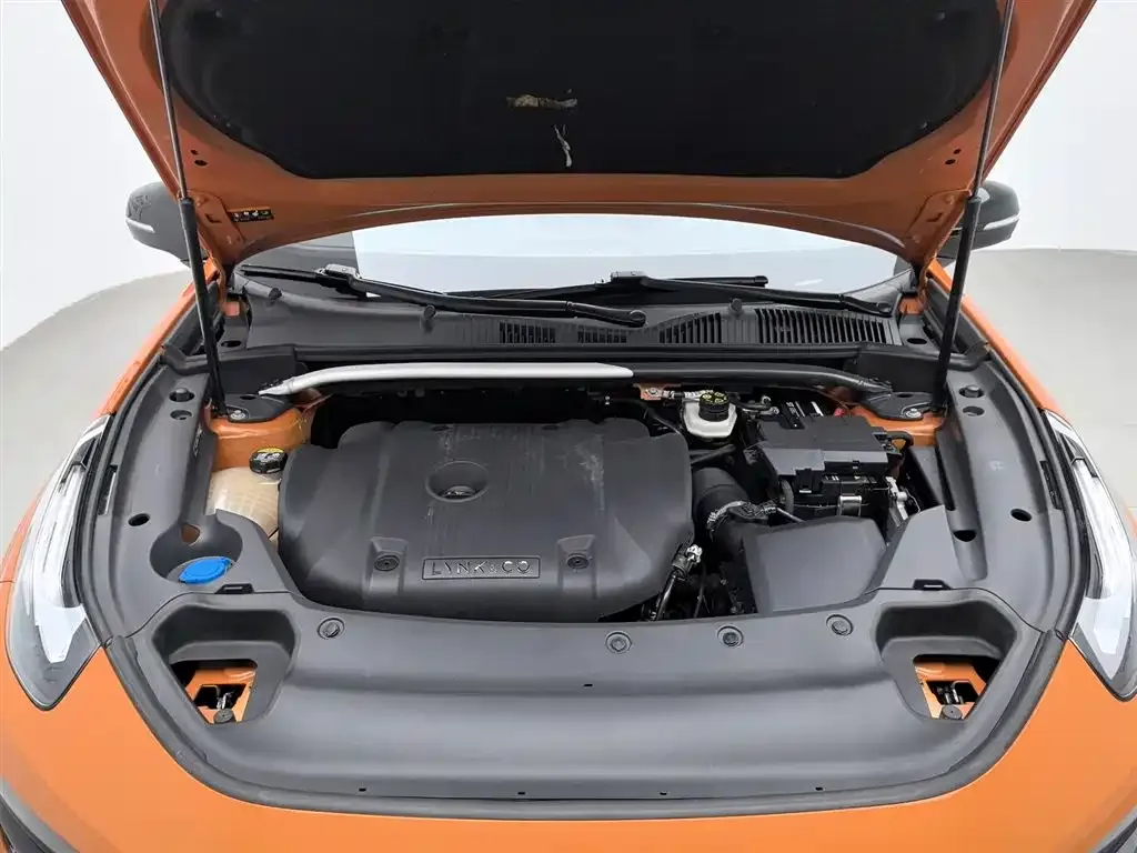 Lynk & Co 02 Hatchback 2021 из CN, фото 9
