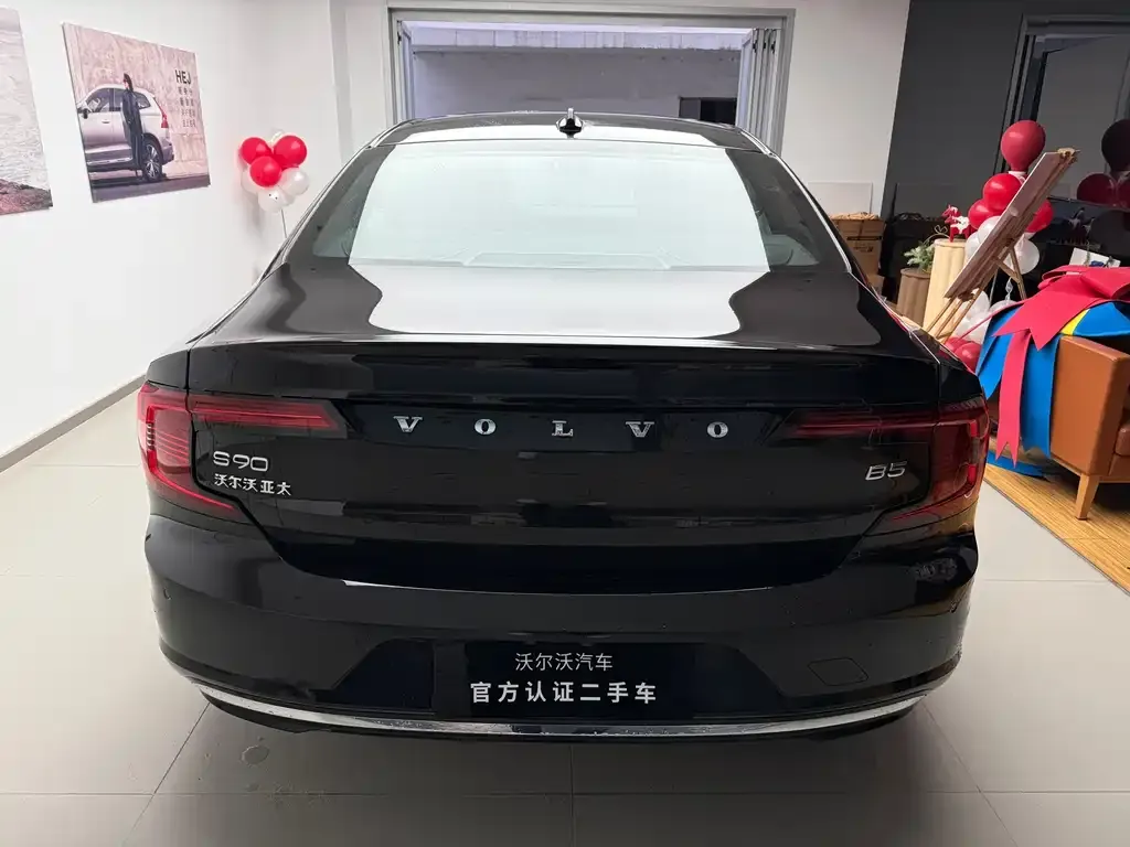 Volvo S90 — фото 4
