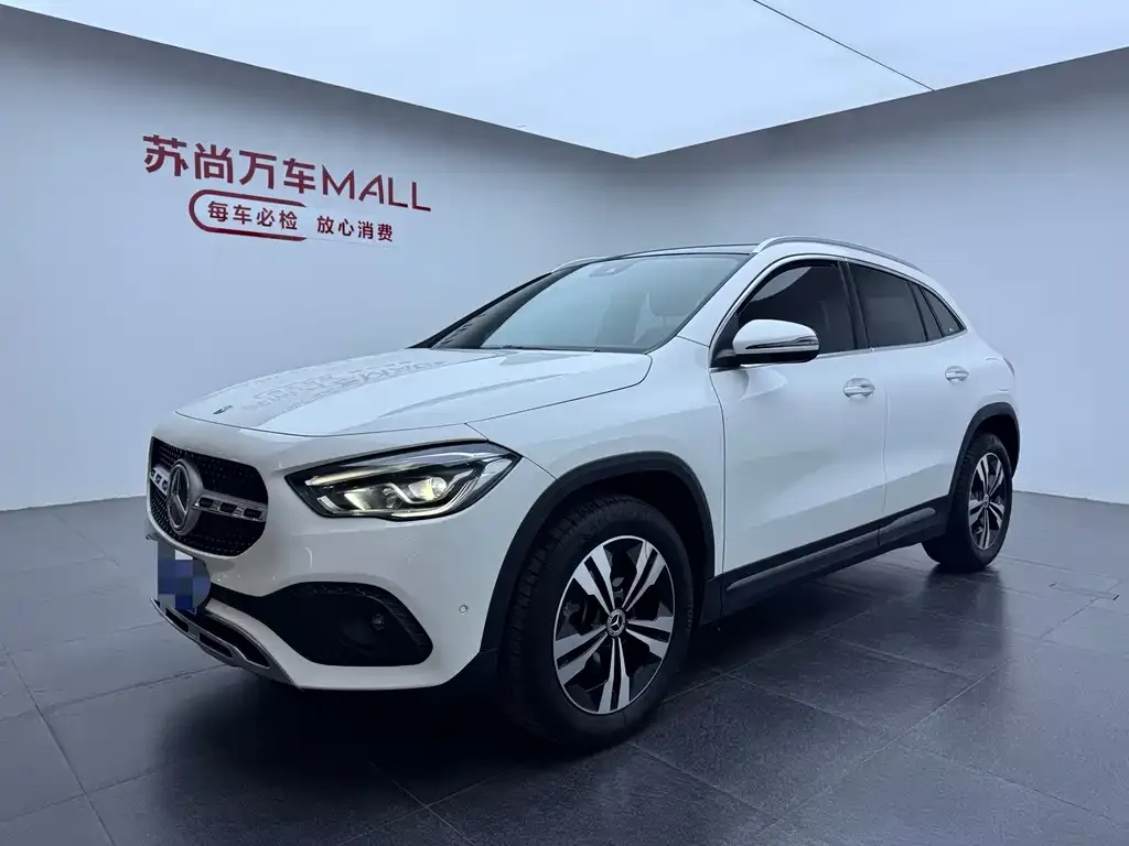 Mercedes-Benz GLA — фото 1
