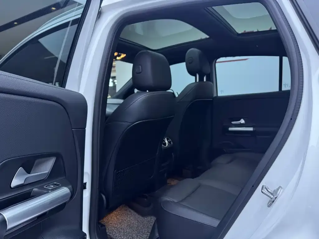 Mercedes-Benz GLA — фото 4