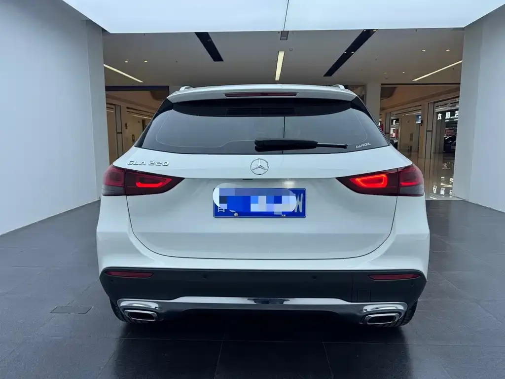 Mercedes-Benz GLA — фото 9