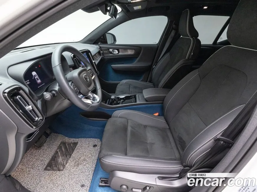 Volvo XC40 2024 из KR, фото 10
