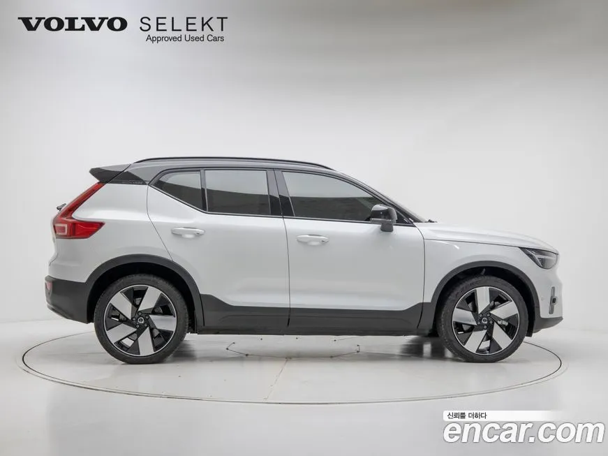 Volvo XC40 2024 из KR, фото 5
