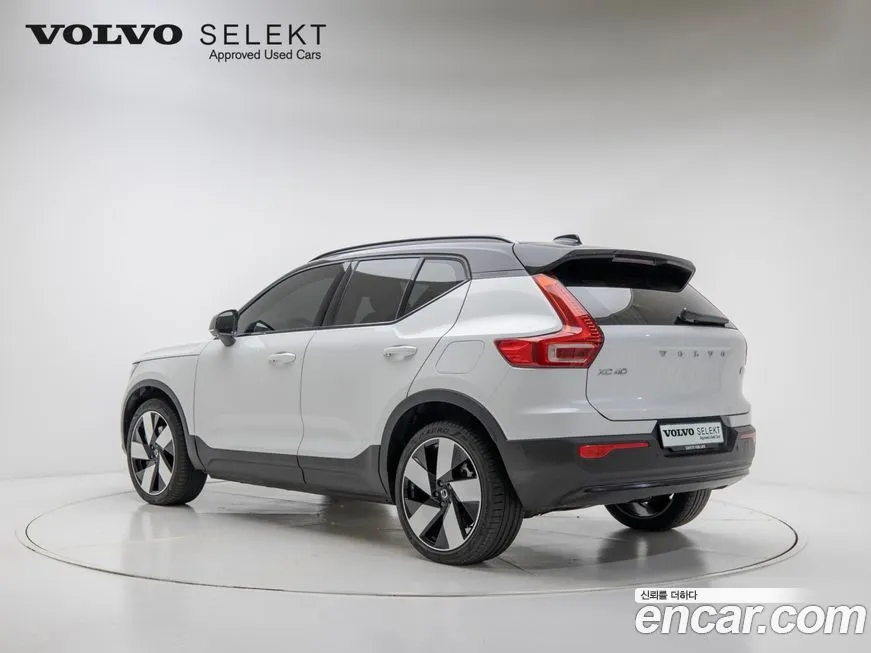 Volvo XC40 2024 из KR, фото 4