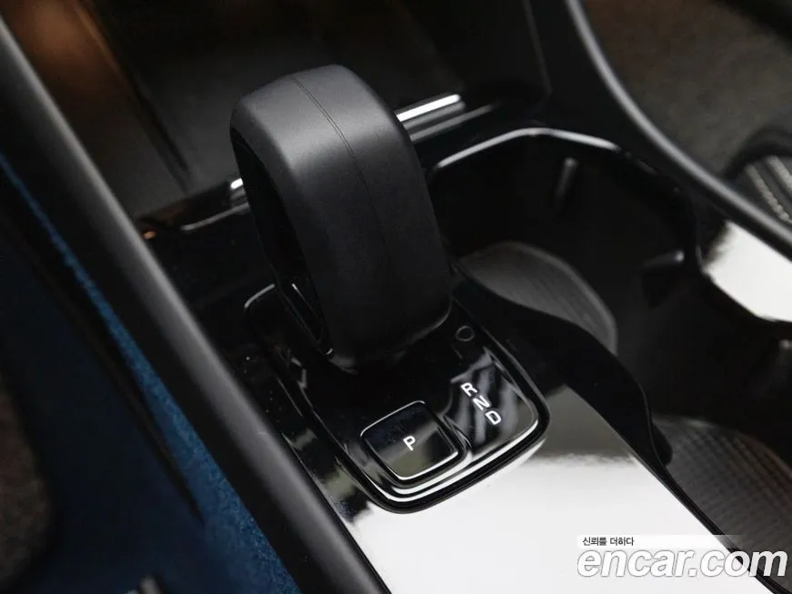 Volvo XC40 2024 из KR, фото 6