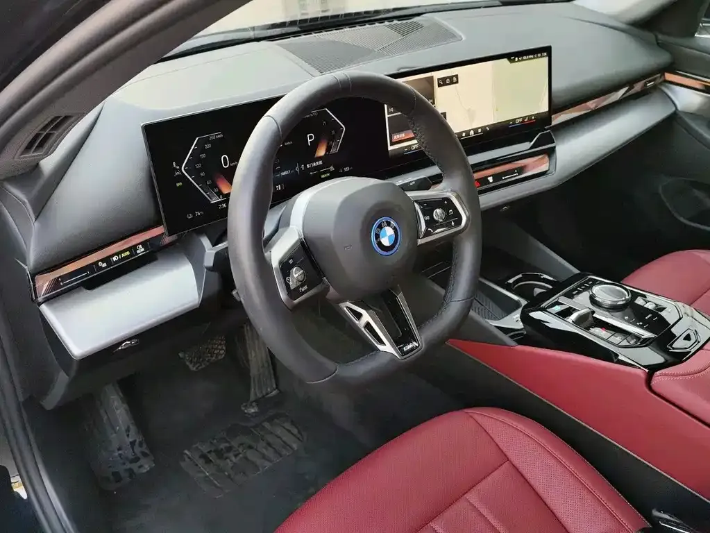 BMW i5 — фото 6