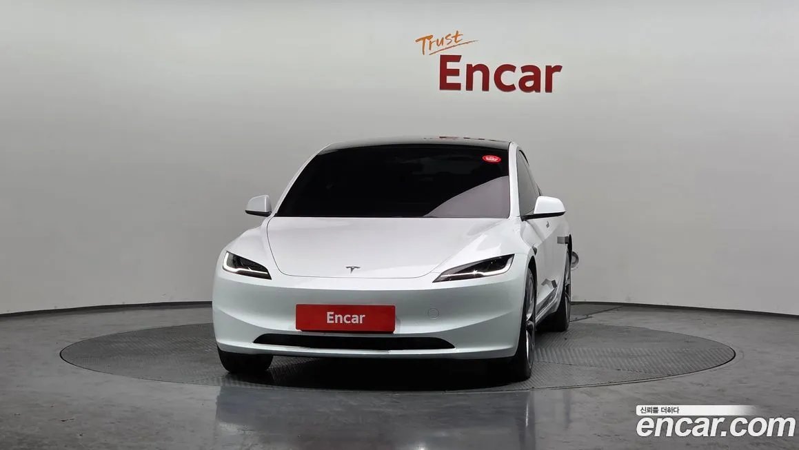 Tesla Model 3 2024 из KR, фото 8