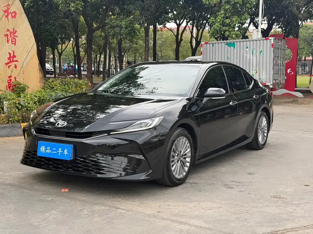 Toyota Camry 2024 из CN, фото 1
