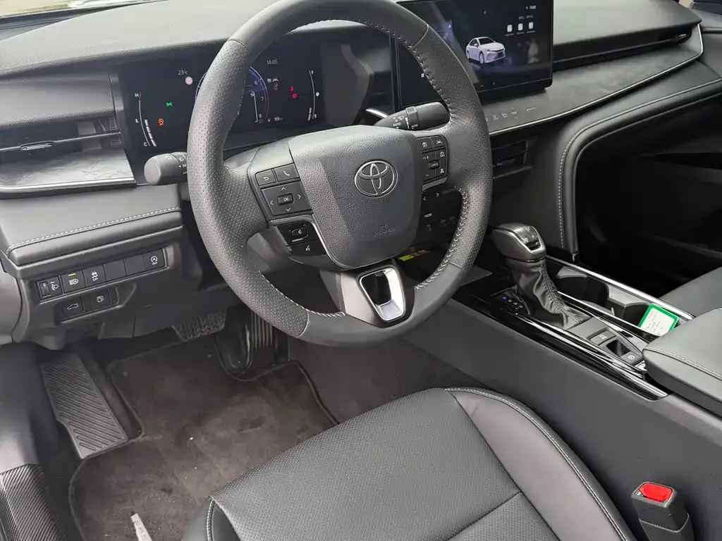 Toyota Camry 2024 из CN, фото 10